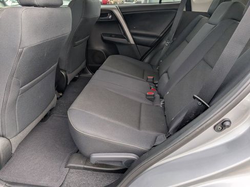 Used 2018 Toyota RAV4 XLE image 10