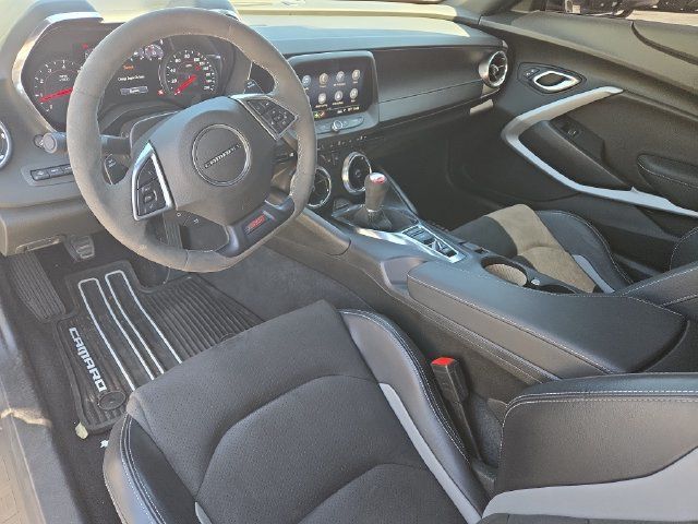 Used 2019 Chevrolet Camaro SS RWD image 4