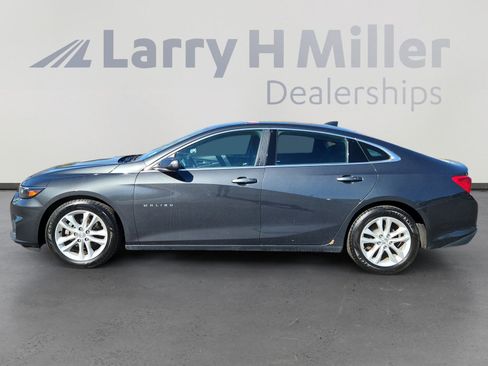Used 2017 Chevrolet Malibu LT image 2