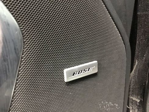 Used 2025 Chevrolet Tahoe Z71 w/ Comfort Package image 9