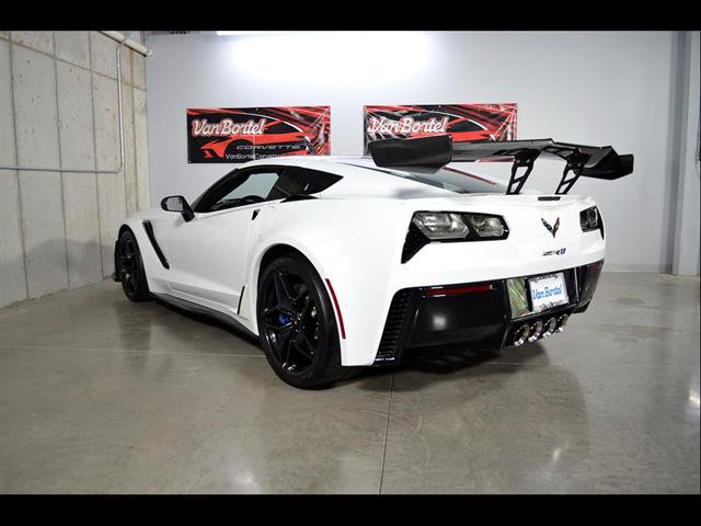 Used 2019 Chevrolet Corvette ZR1 w/ ZTK Track Performance Package RWD image 6