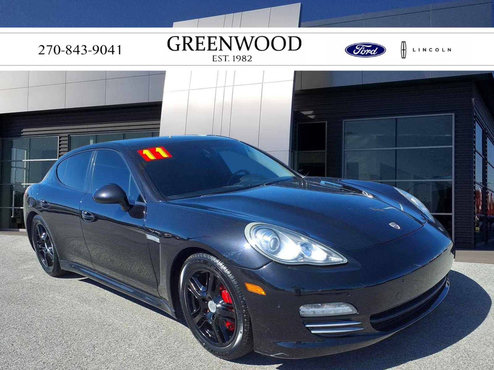Used 2011 Porsche Panamera RWD image 1