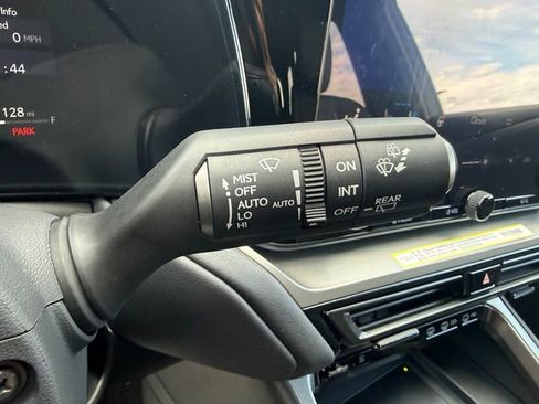 Certified 2025 Lexus TX 350 AWD w/ Technology Package image 17