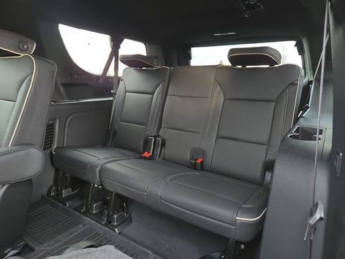 New 2026 GMC Yukon XL Elevation image 32