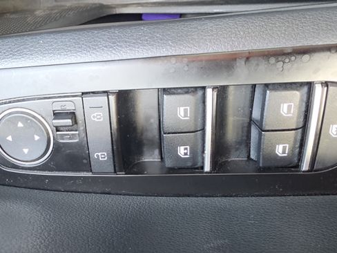 Used 2021 Kia Soul LX FWD image 17