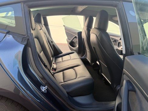 Used 2023 Tesla Model 3 Standard Range RWD image 12
