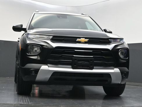 Used 2021 Chevrolet TrailBlazer LT w/ Premium Seating Package AWD/4WD image 36