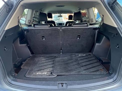 Used 2019 Volkswagen Atlas SE w/ Towing Package image 33