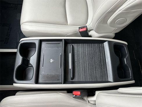 Used 2025 Honda Odyssey EX-L image 24