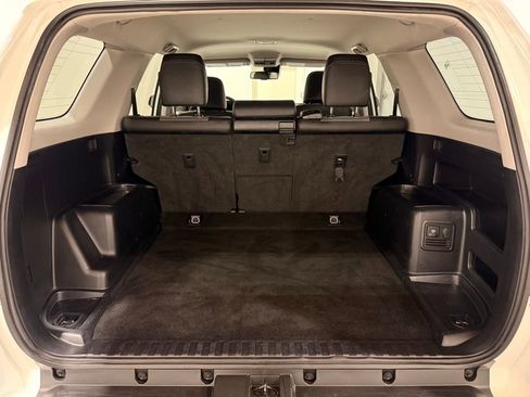 Used 2023 Toyota 4Runner SR5 Premium image 10