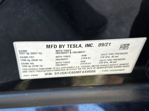 Used 2021 Tesla Model S Plaid image 28