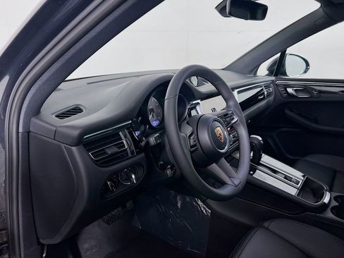 New 2026 Porsche Macan S image 4