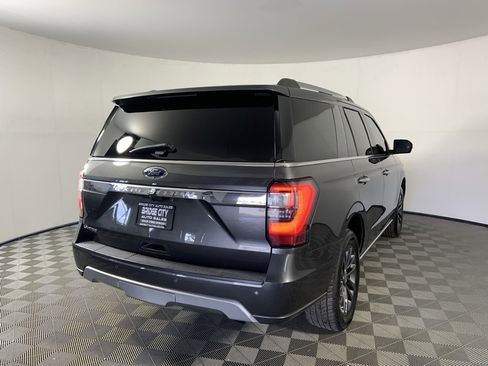 Used 2021 Ford Expedition Limited image 3