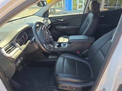 Used 2023 GMC Acadia SLT image 11