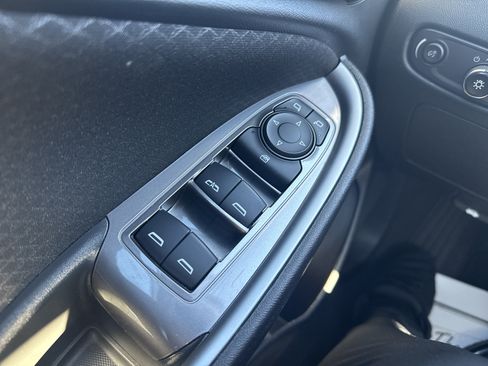 Used 2023 Chevrolet Malibu LT image 17