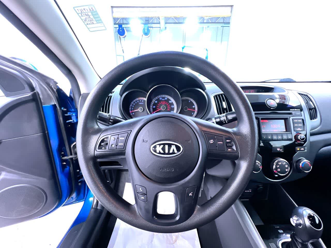 Used 2013 Kia Forte Koup EX FWD image 15