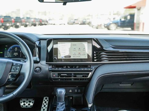 Certified 2025 Toyota Camry SE image 14