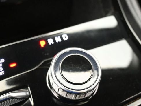 Used 2021 Jeep Grand Cherokee L Limited image 22