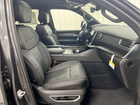 New 2026 Jeep Grand Wagoneer Summit AWD/4WD image 23