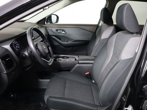 Used 2021 Nissan Rogue SV FWD image 14