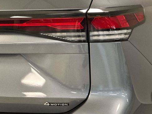 New 2026 Volkswagen Tiguan SE AWD/4WD image 25