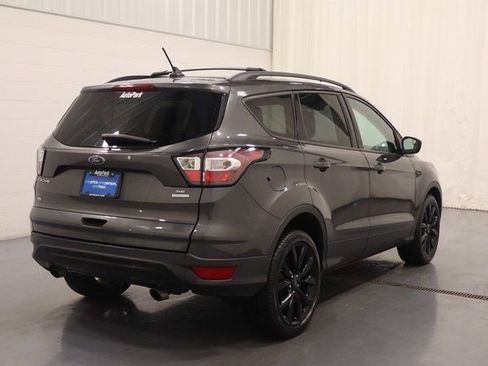 Used 2018 Ford Escape SE w/ SE Sport Appearance Package FWD image 8