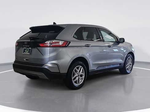 Used 2023 Ford Edge SEL AWD/4WD image 3