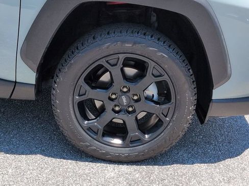 Used 2021 Toyota RAV4 TRD Off-Road AWD/4WD image 11