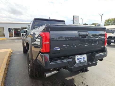 New 2025 Toyota Tacoma TRD Off-Road image 8