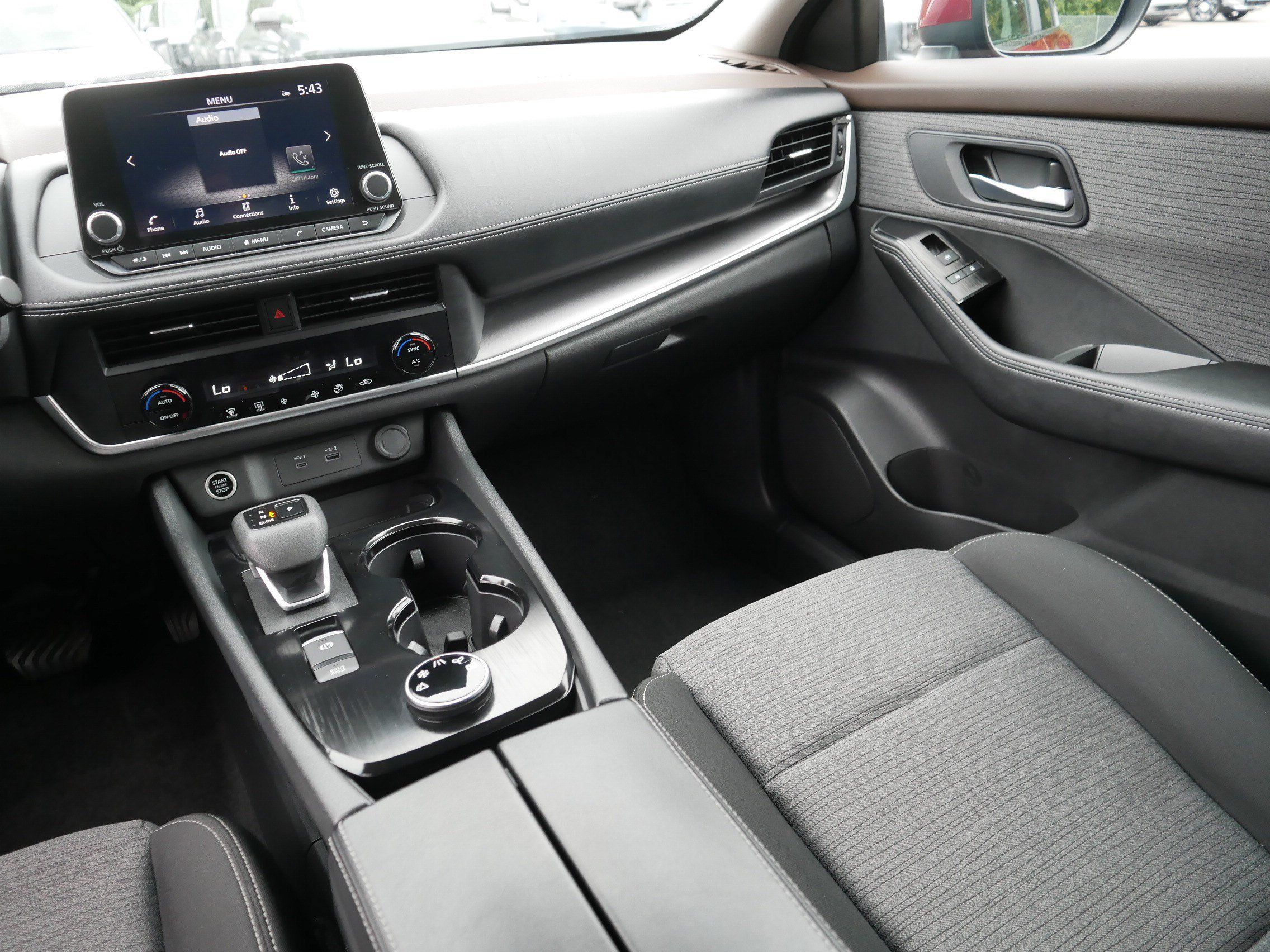 Certified 2023 Nissan Rogue SV AWD/4WD image 11