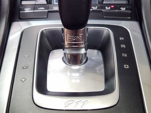 Used 2019 Porsche 911 Turbo image 65