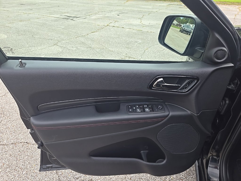 Used 2024 Dodge Durango GT RWD image 16