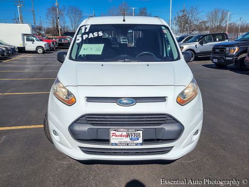 Used 2017 Ford Transit Connect XLT image 6
