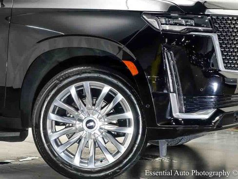 Used 2023 Cadillac Escalade Premium Luxury w/ Performance Package AWD/4WD image 3