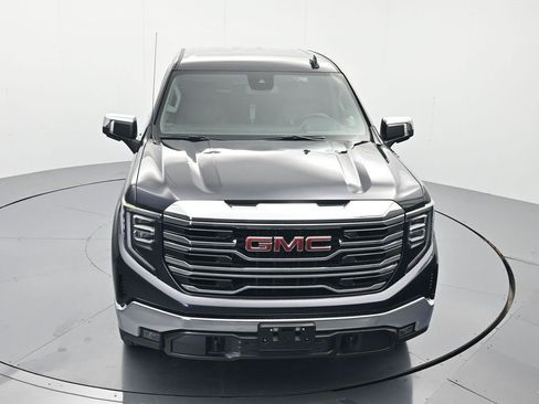 Used 2025 GMC Sierra 1500 SLT AWD/4WD image 31