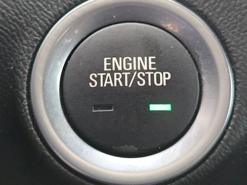 Used 2021 GMC Terrain SLE w/ Driver Convenience Package image 33