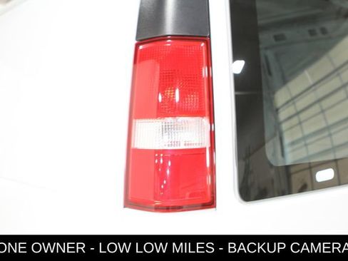 Used 2019 Chevrolet Express 3500 w/ Driver Convenience Package RWD image 32