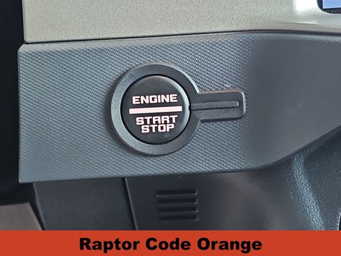 Used 2024 Ford Bronco Raptor AWD/4WD image 24