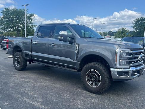 Used 2024 Ford F250 Lariat w/ Tremor Off-Road Package AWD/4WD image 2
