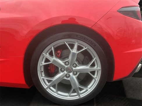 Certified 2021 Chevrolet Corvette Stingray w/ Z51 Performance Package image 10