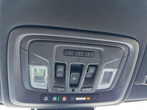 Used 2024 Chevrolet Silverado 1500 High Country w/ Technology Package image 26