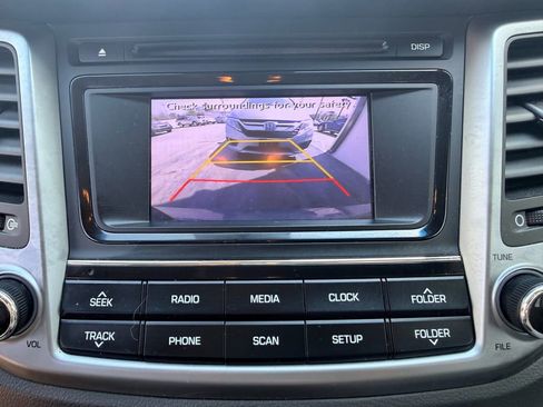 Used 2018 Hyundai Tucson SE image 20