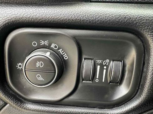 Used 2022 RAM 2500 Laramie AWD/4WD image 13