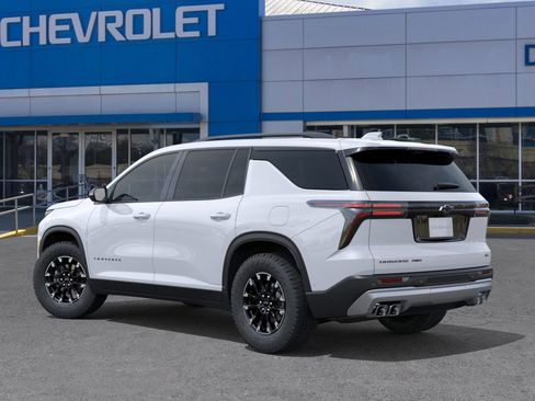 New 2026 Chevrolet Traverse Z71 w/ Enhanced Driving Package image 3