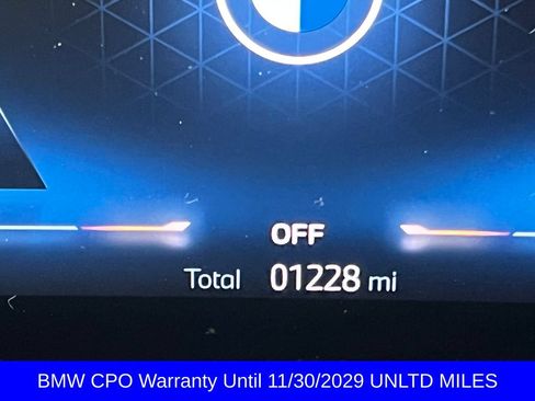 Used 2025 BMW X5 xDrive40i w/ M Sport Package AWD/4WD image 2