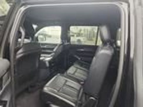 Used 2022 Jeep Wagoneer Series I w/ Premium Group I image 12