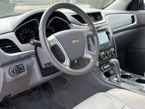 Certified 2015 Chevrolet Traverse LT w/ LPO, 'HIT The Road' Package AWD/4WD image 7