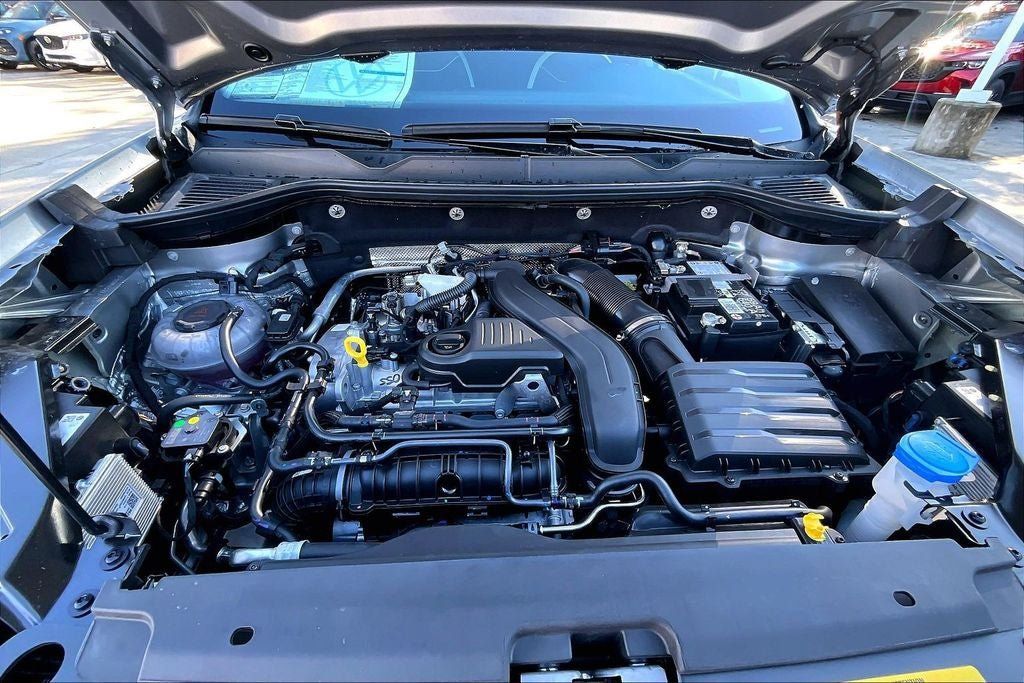 New 2026 Volkswagen Taos SE AWD/4WD image 9