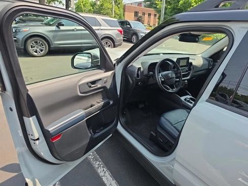 Used 2023 Ford Bronco Sport Outer Banks AWD/4WD image 5