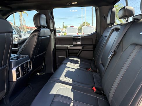 Used 2022 Ford F450 Platinum w/ FX4 Off-Road Package image 18
